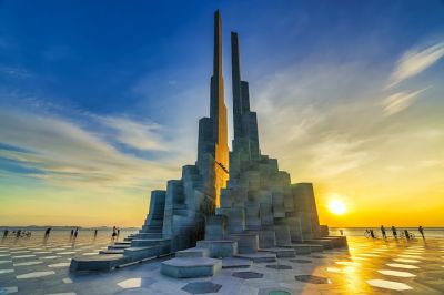 PHÚ YÊN - HOA VÀNG TRÊN CỎ XANH